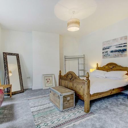 Lovely 3 Bed House In Bristol Exterior foto